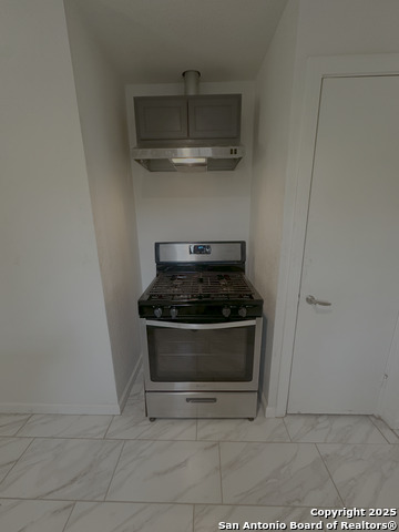 Image 16 of 20 For 106 Continental