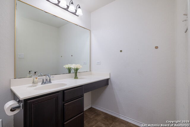 Image 23 of 26 For 243 Pleasanton Spring