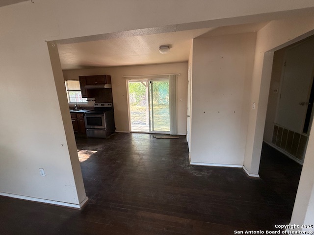 Image 13 of 18 For 515 Bangor  