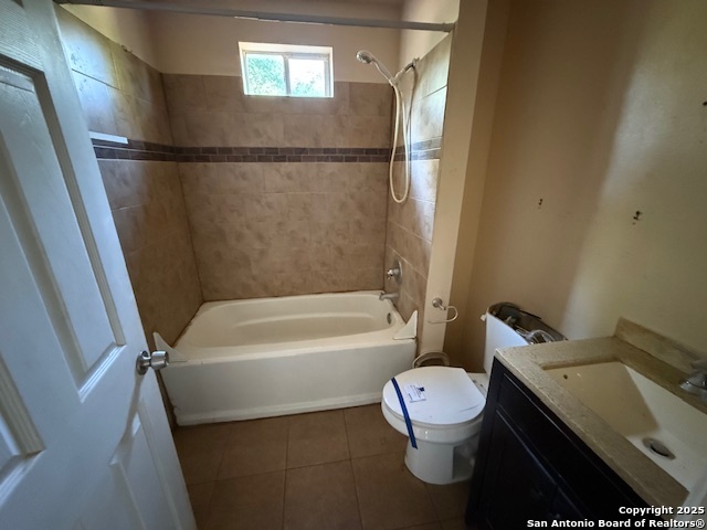 Image 14 of 18 For 515 Bangor  