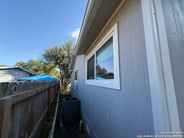 Image 8 of 18 For 515 Bangor  