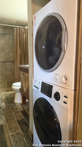 Image 10 of 15 For 263 Stacie Ann