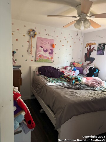 Image 11 of 14 For 607 Brunswick Blvd