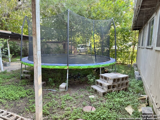 Image 14 of 14 For 607 Brunswick Blvd