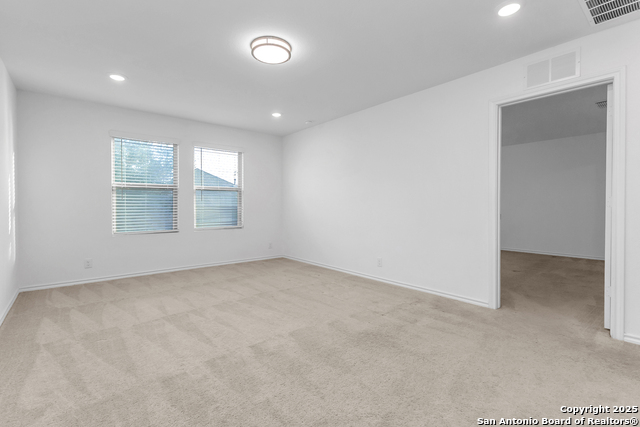 Image 18 of 47 For 6806 Prue Rd 46