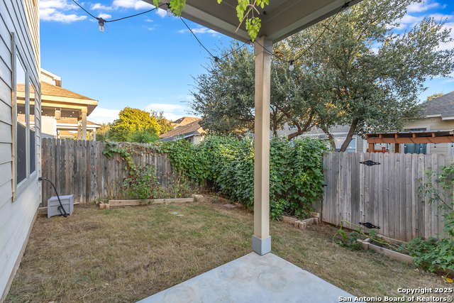 Image 39 of 47 For 6806 Prue Rd 46