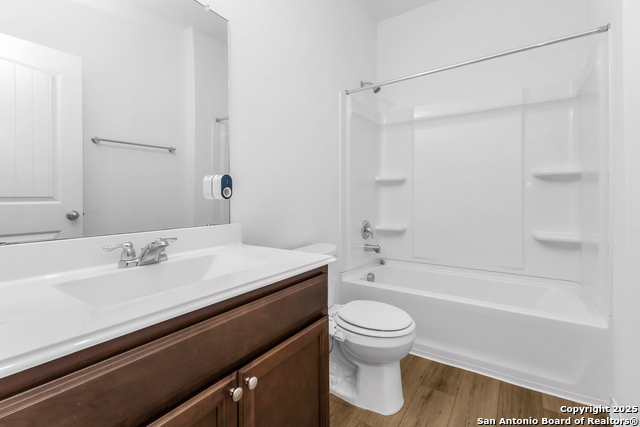 Image 6 of 47 For 6806 Prue Rd 46