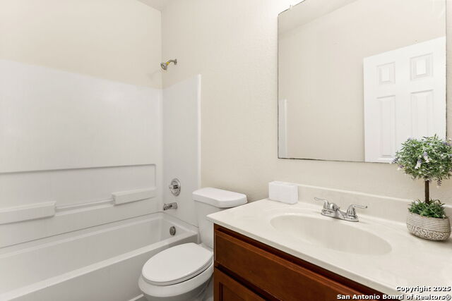 Image 12 of 26 For 24215 Desert Ash