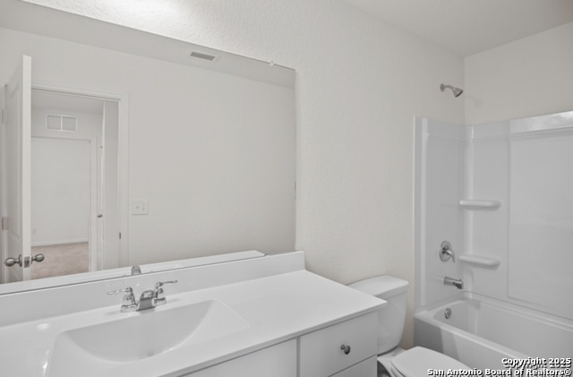 Image 7 of 13 For 14677 Maple Terrace
