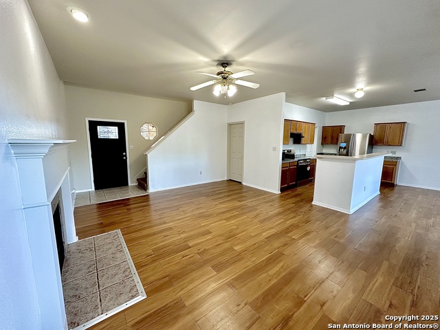 Image 5 of 19 For 22230 Goldcrest Run