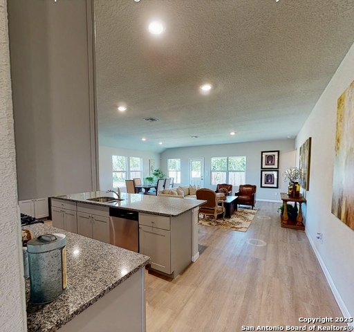 Image 4 of 15 For 13954 Reservoir