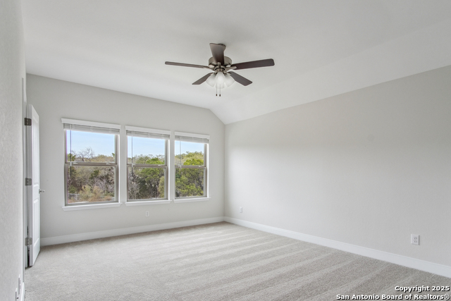 Image 17 of 37 For 8907 Summerwood Bend