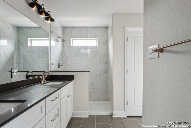 Image 22 of 37 For 8907 Summerwood Bend