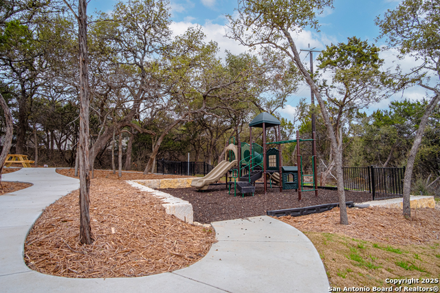 Image 35 of 37 For 8907 Summerwood Bend