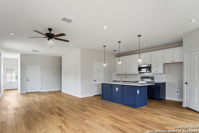 Image 6 of 37 For 8907 Summerwood Bend