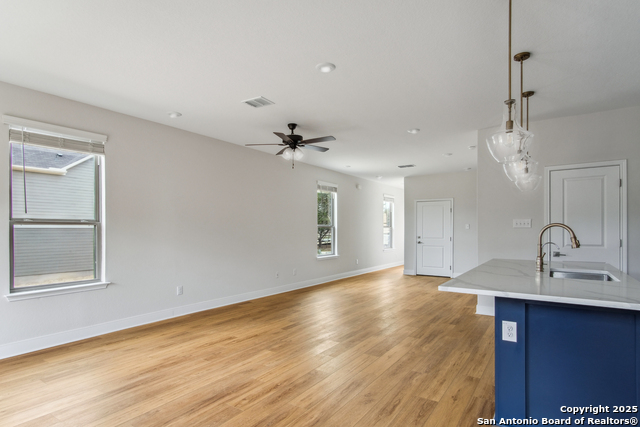 Image 7 of 37 For 8907 Summerwood Bend