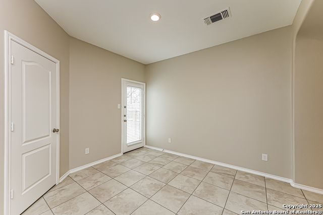 Listing photo id 8 for 7106 Palomino Bay