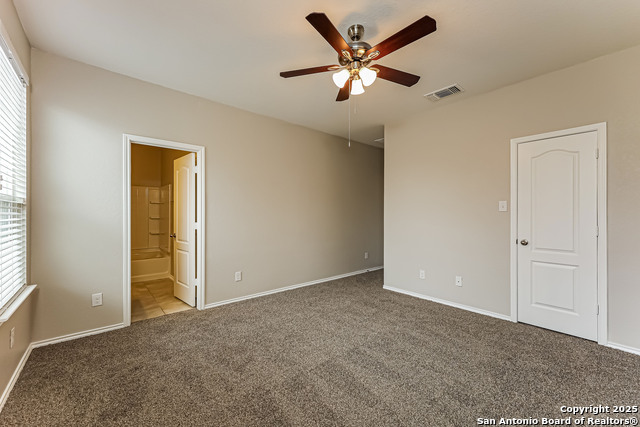 Listing photo id 3 for 7106 Palomino Bay