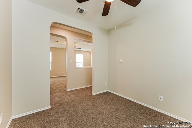 Listing photo id 7 for 7106 Palomino Bay