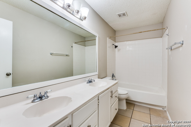 Image 12 of 25 For 7559 Tantara Ct