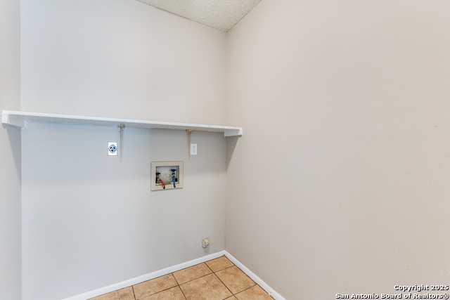 Image 20 of 25 For 7559 Tantara Ct