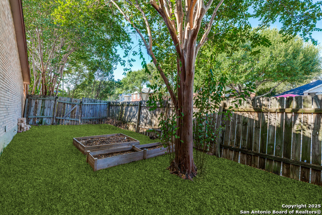 Image 24 of 25 For 7559 Tantara Ct