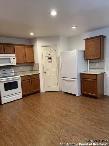 Image 9 of 26 For 7727 Wexford Hollow