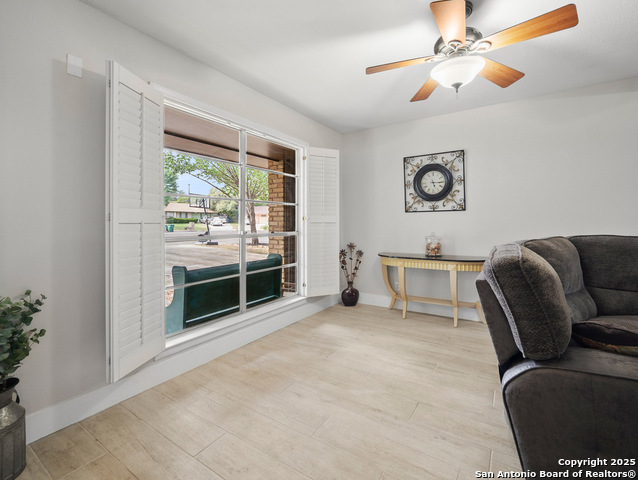 Image 17 of 50 For 3514 Millgrove