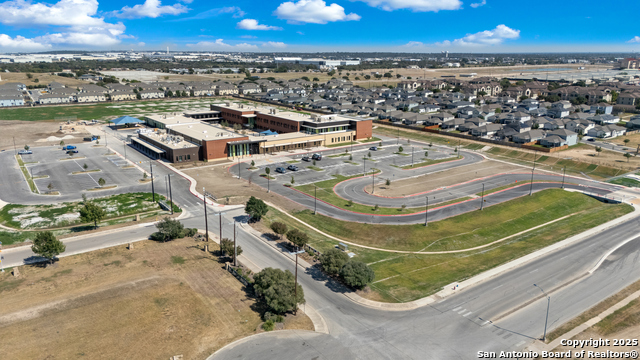 Image 32 of 33 For 8119 Running Hollow