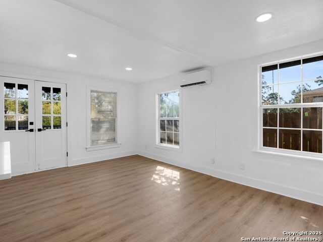 Image 4 of 20 For 148 Terrell Road  3