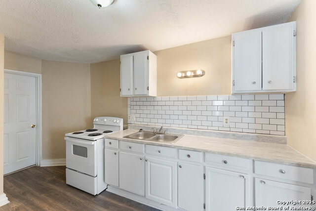 Listing photo id 26 for 403 Terrell Ave