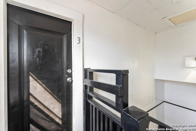 Listing photo id 34 for 403 Terrell Ave