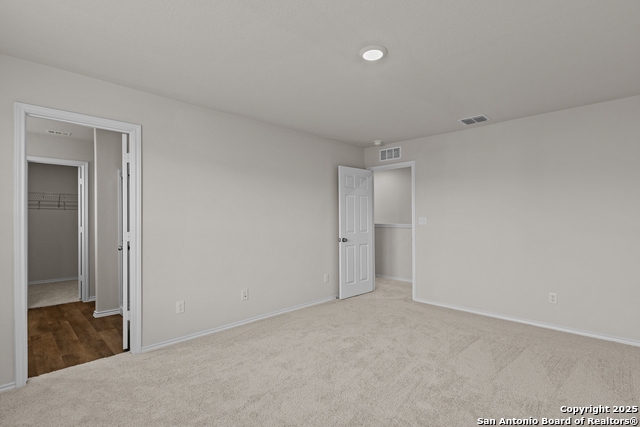 Listing photo id 23 for 4121 Lily Glade Lane