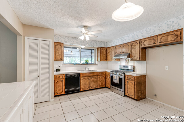 Image 12 of 28 For 5914 Oak Country