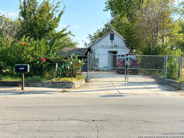 Details for 4842 Lord  , San Antonio, TX 78220
