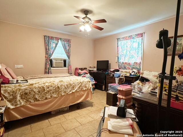 Image 12 of 38 For 4842 Lord  