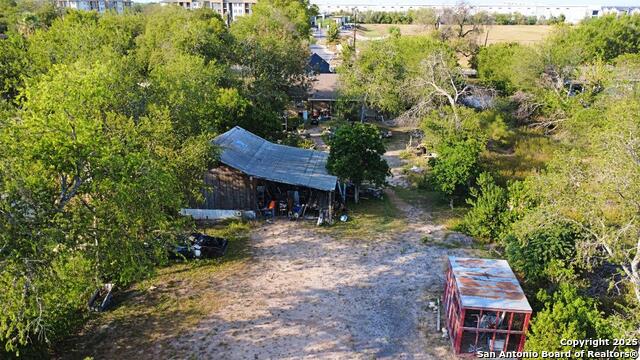 Image 35 of 38 For 4842 Lord  