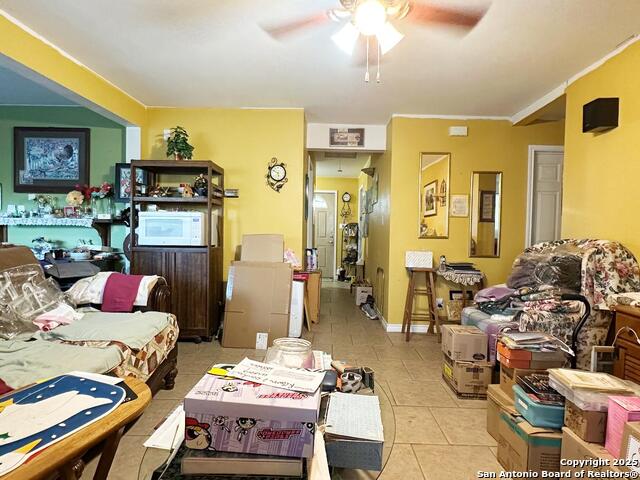 Image 5 of 38 For 4842 Lord  