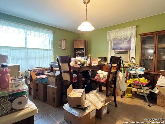 Image 7 of 38 For 4842 Lord  