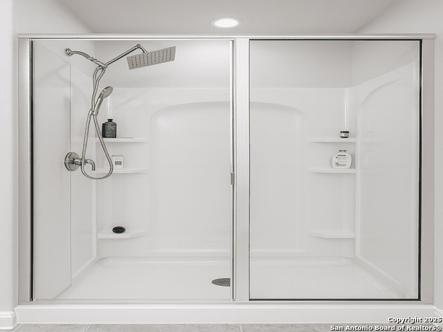 Image 8 of 22 For 4135 Winchester Cv