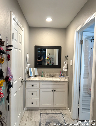 Image 18 of 35 For 13319 Rockhampton