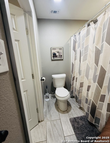 Image 19 of 35 For 13319 Rockhampton