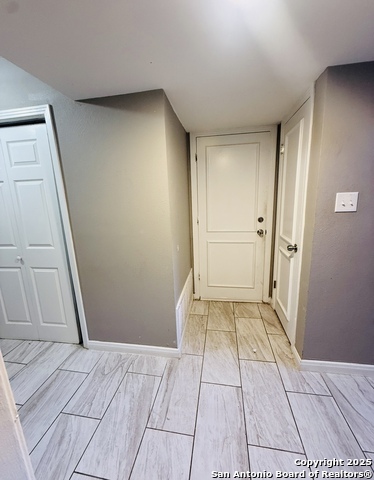 Image 7 of 35 For 13319 Rockhampton