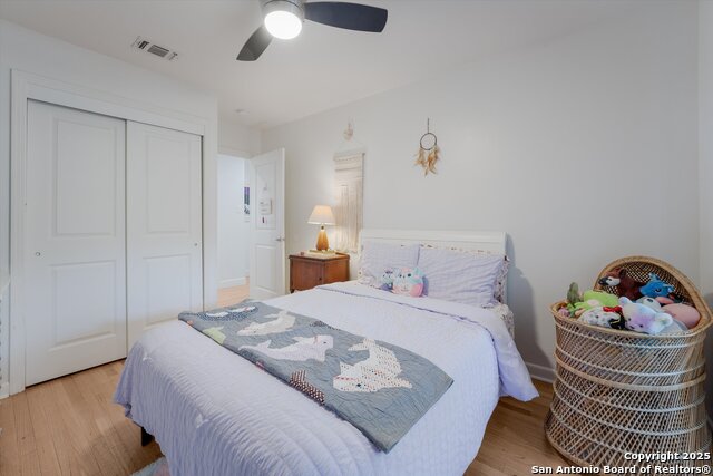 Listing photo id 14 for 614 Larkwood Dr