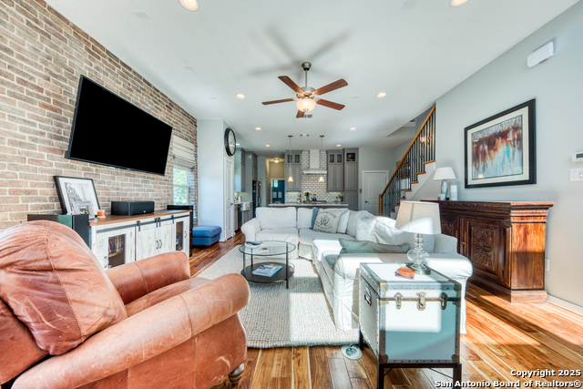 Image 13 of 24 For 3839 Harry Wurzbach  12