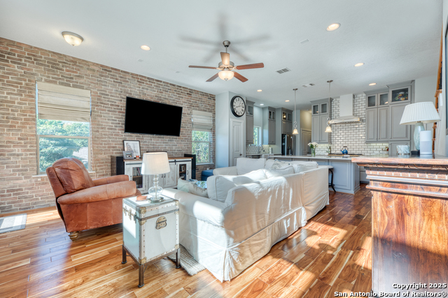 Image 14 of 24 For 3839 Harry Wurzbach  12