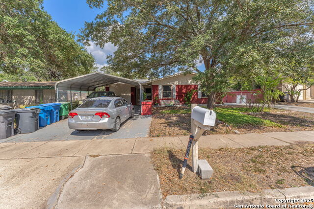 Image 4 of 16 For 4219 Moana Dr