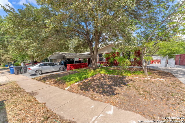 Image 6 of 16 For 4219 Moana Dr