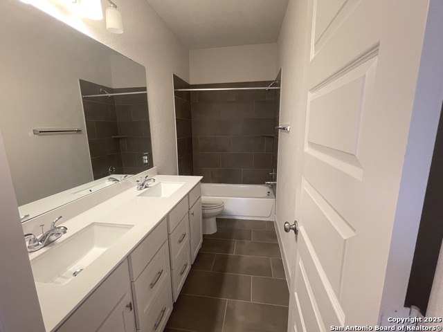 Image 35 of 36 For 9622 War Party Trl