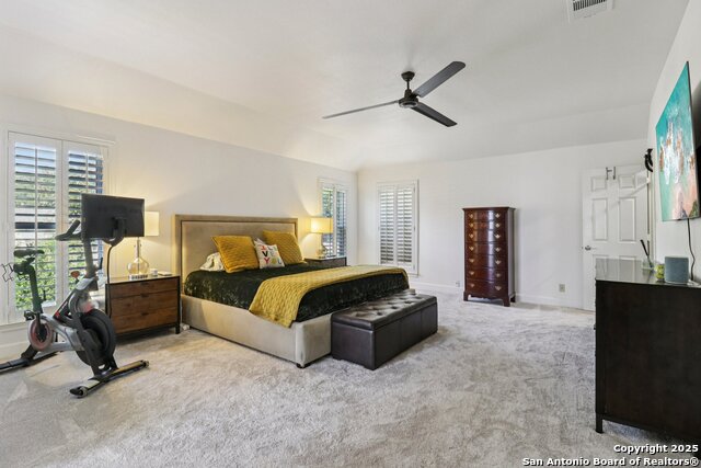 Listing photo id 19 for 2159 Redwoods Crest